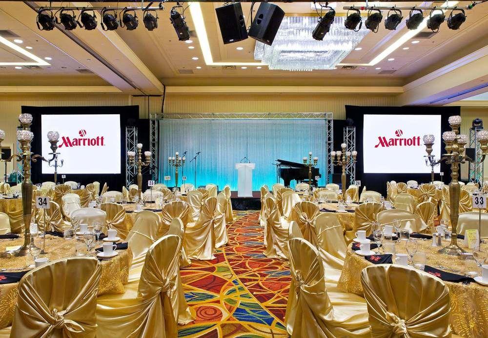 Toronto Airport Marriott Hotel Екстериор снимка