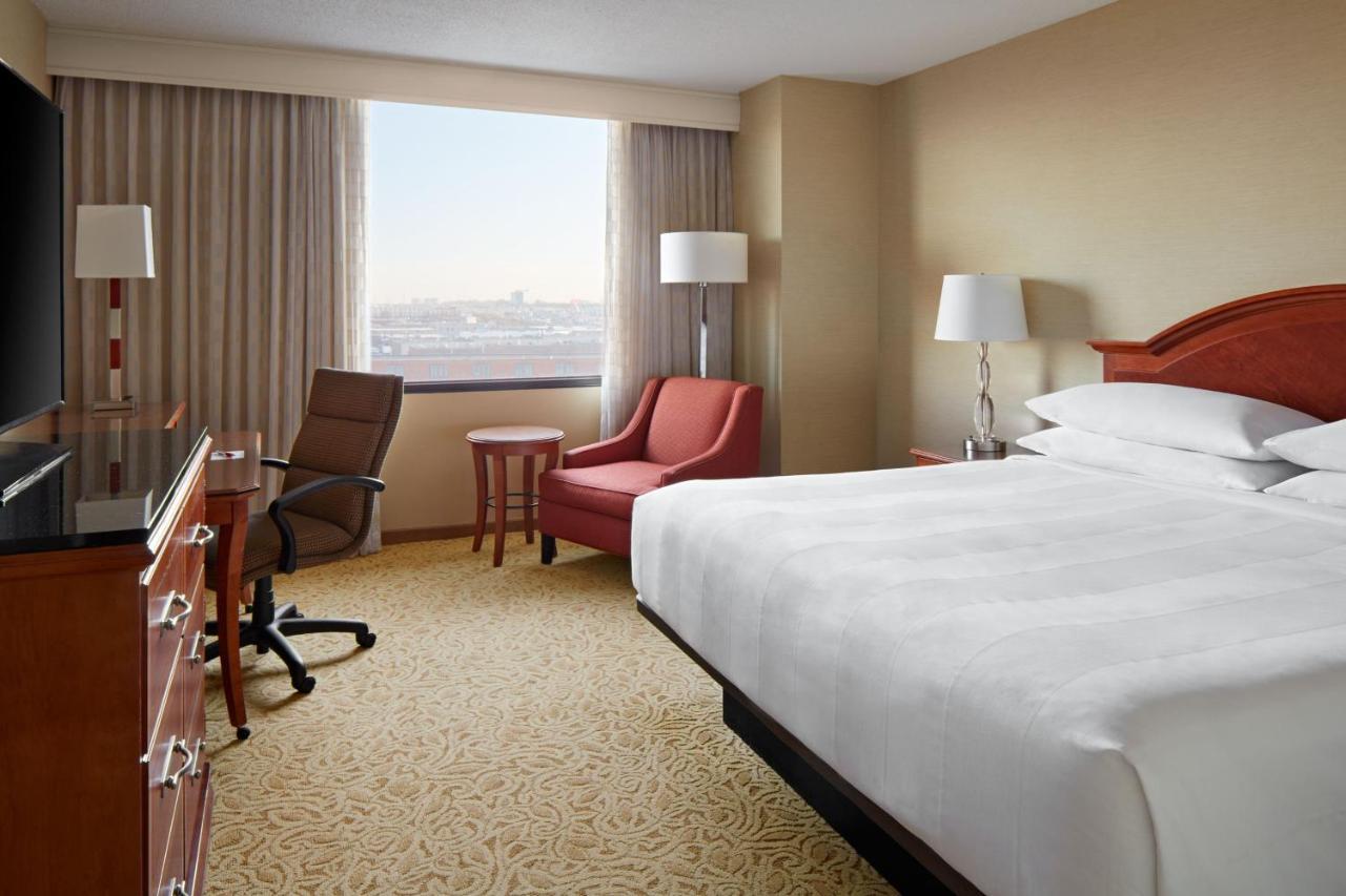 Toronto Airport Marriott Hotel Екстериор снимка