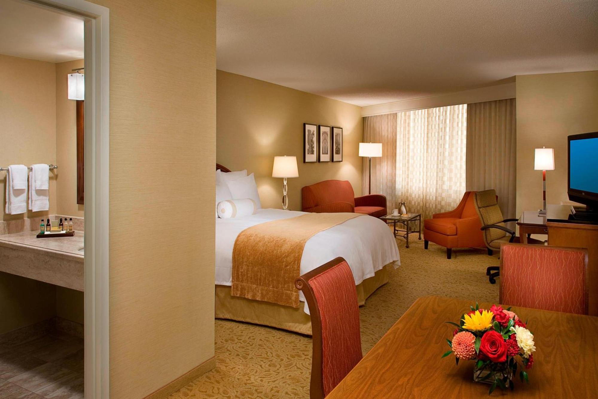 Toronto Airport Marriott Hotel Екстериор снимка